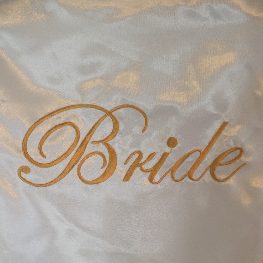 White Bridal Robe - Picture 4 of 4